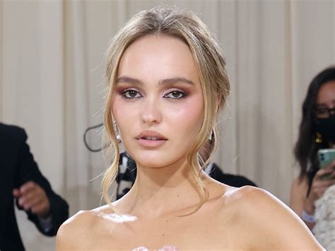 lily-rose depp porn|Lily Rose Depp Nude Porn Videos 